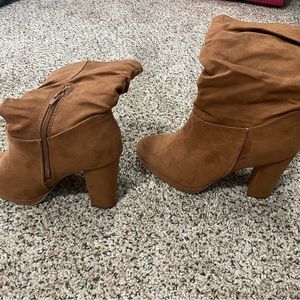 Women’s boots